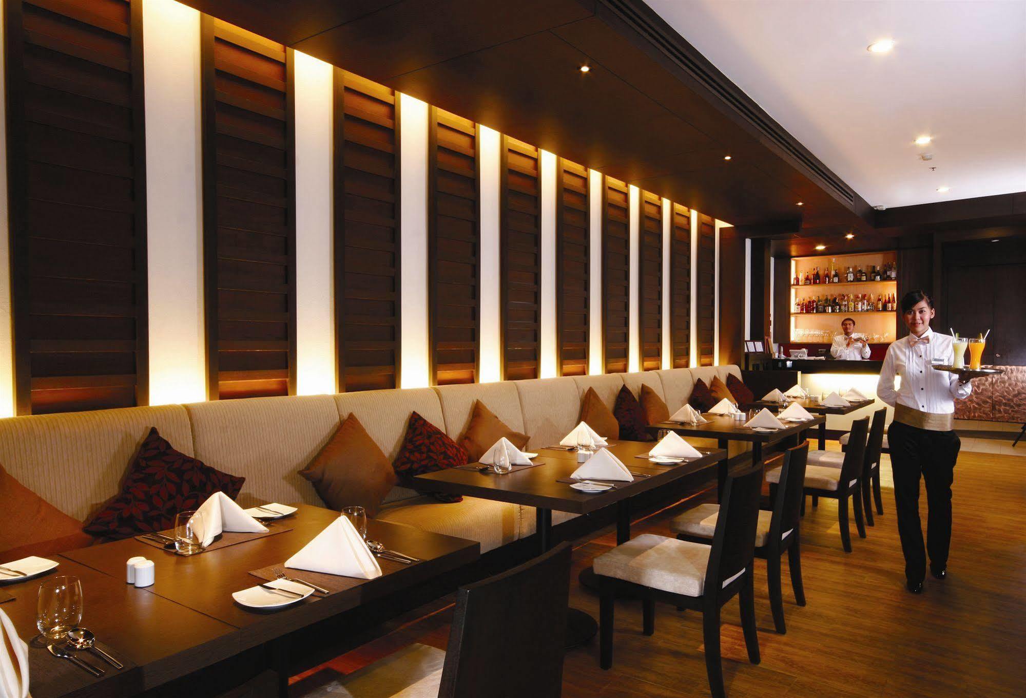 Kantary Hotel Kabinburi Экстерьер фото